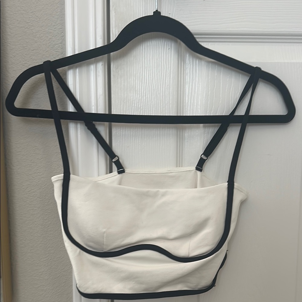 ALO Yoga airbrushed streamlined bra tank ivory/black